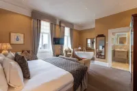 Sherbrooke Castle Hotel Hotels in Гіффнок