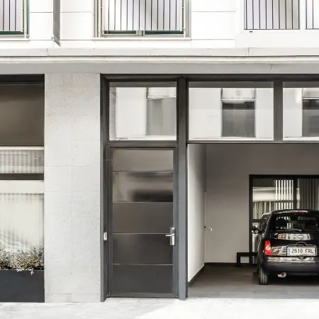 Eric Vökel Boutique Apartments - Atocha Suites Отели рядом с достопримечательностью «Арганзуэла»