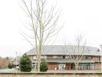 Adonis Hauts de Honfleur Hotels in Equemauville