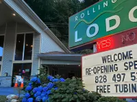 ローリング ヒルズ ロッジ スウェインのホテル
