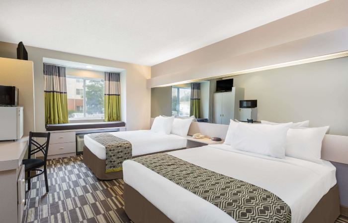 Microtel Inn & Suites by Wyndham Richmond Airport