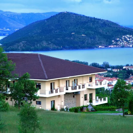 Enastron View Hotel