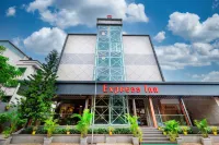 Freesia by Express Inn Hotel di Boisar