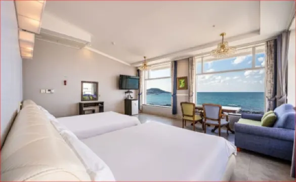 Hotel White House Отели в г. Чеджу