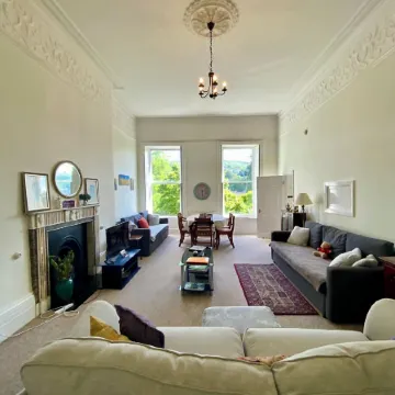 Grosvenor Apartments in Bath - Great for Families, Groups, Couples, 80 sq m, Parking