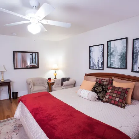 Loudoun Valley Manor