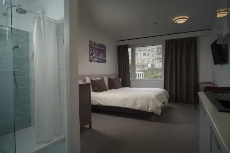 Apart'Hotel 46a Отели в г. Ренан