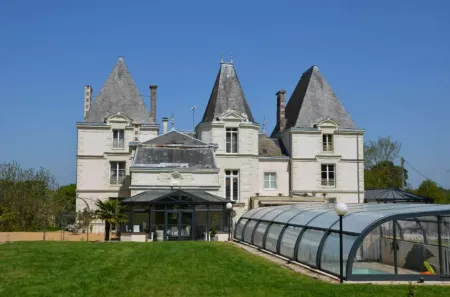 Le Domaine du Chêne Vert Отели в г. Сен-Лоран-Де-Мортье