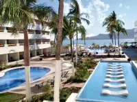 Emporio Mazatlan - Kolam Renang