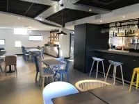 沙特爾中心康鉑酒店 - 酒吧