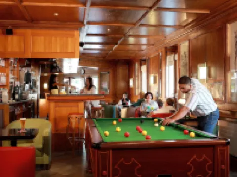 Hôtel de La Cloche Hoteles en Dole