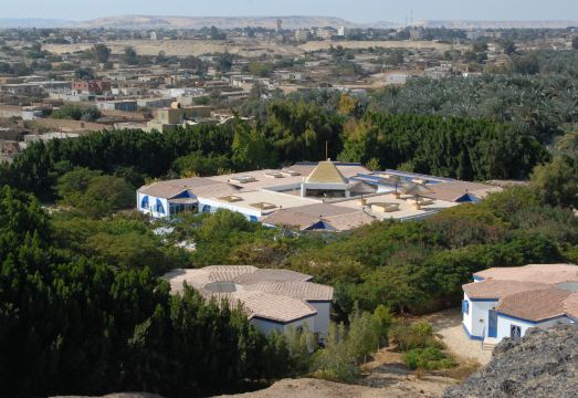 인터내셔널 핫스프링 호텔