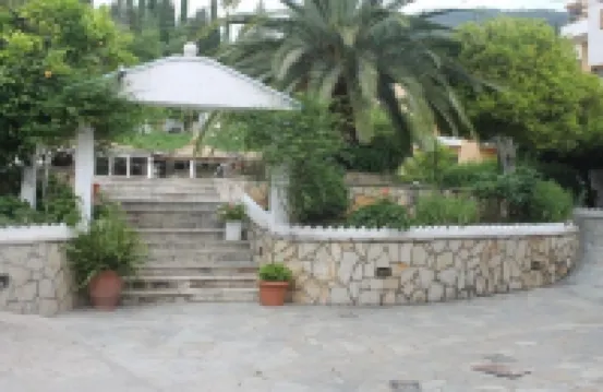 Le Mirage Hotel