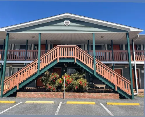 Atlantic Shores Inn and Suites