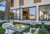 B&B Hotel Nîmes Ville Active, Parking sécurisé Gratuit