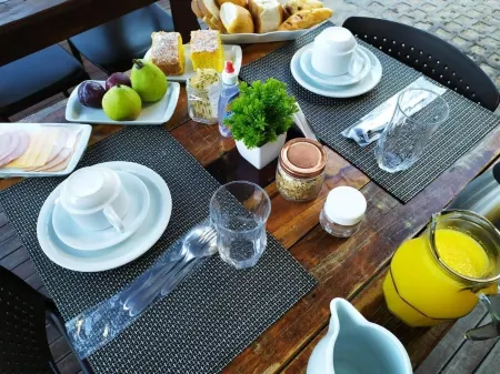 Pousada Retiro Das Ilhas Отели рядом с достопримечательностью «Lagoa Beach»