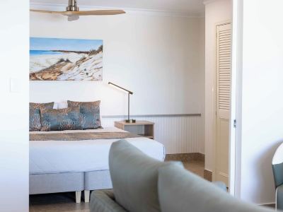 Moonlight Bay Suites