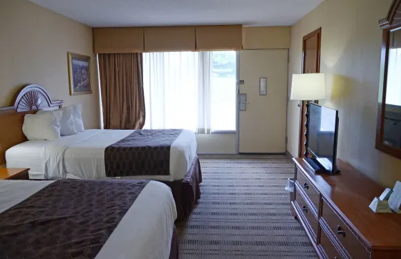 林奇堡大學附近羅德威旅館