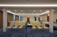Outlet Hotel Polgár Hoteles en Polgár