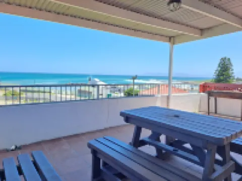 Oom Piet Accommodation Hotels in Gansbaai