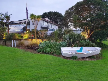 Whangaparaoa Lodge Отели в г. Уангапараоа
