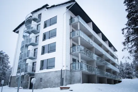 Santasport Apartment Hotel Отели рядом со станцией Железнодорожная станция Рованеми