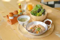 โรงแรมริเวอร์แควคีรี - พร้อมอาหารเช้า