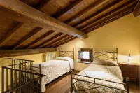 Il Borgo Dei Corsi - Charming Holiday Apartments