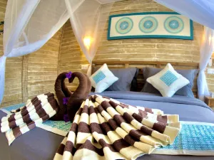 GiliZen Resort - Private Pool Villas