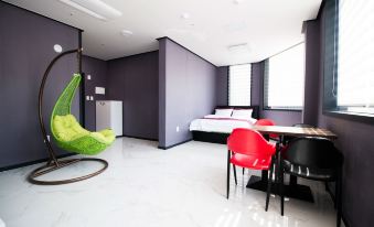Yeosu Thestay Hostel
