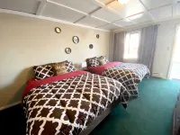 Roundtop Mountain Vista - Cabins and Motel Hotel di Thermopolis