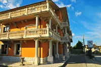 Lo Scrigno B&B Hotel a Torre le Nocelle