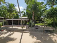 Pousada Porto da Barra Hotels near Barra Grande Beach