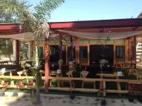 เช็คอิน แอนด์ ชิลล์เอาท์ ท่าเรือแหลมศอก โรงแรมในตราด