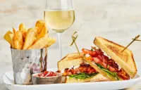 Courtyard by Marriott Hattiesburg - Frühstück