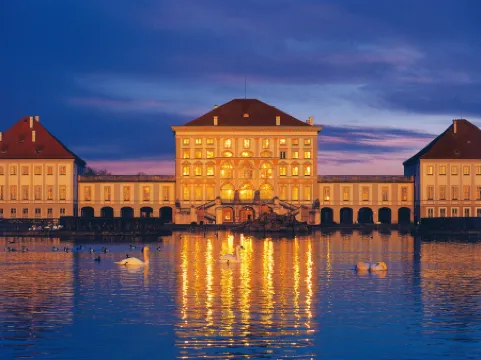 Hotel Adria München Отели рядом с достопримечательностью «Мюнхенская резиденция»