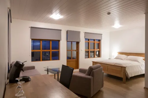 Malarhorn Accommodations - Homestays