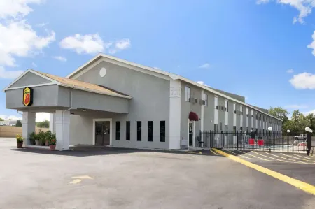 Super 8 by Wyndham Ardmore Отели в г. Ардмор