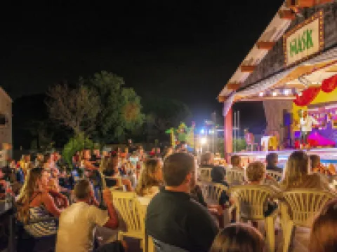 Domaine les Mûriers Hoteles en Vendres