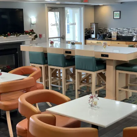 Cresthill Suites Syracuse