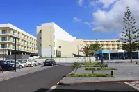 Hotel Caravelas - parking