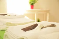 ベロベロルームス & アパートメント