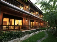 VC@Suanpaak Boutique Hotel & Service Apartment Hotels near Hai Ya