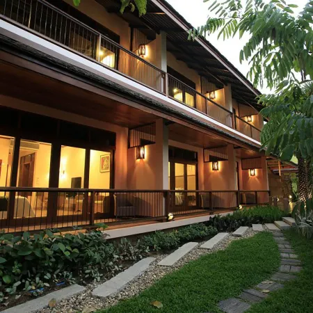 VC@Suanpaak Boutique Hotel & Service Apartment Отели рядом с Аэропорт Чиангмай