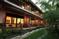 VC@Suanpaak Boutique Hotel & Service Apartment - parking