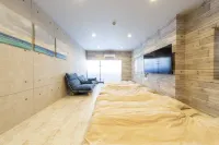 Guest House Gorilla!