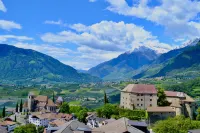 Hotel Finkenhof - Feel at Home Hotels in Schenna