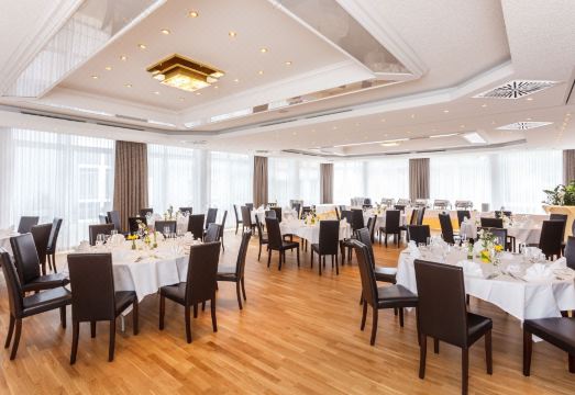 1. 호텔 라인골드 ..