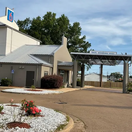 Motel 6 Pearl, MS - Jackson Airport