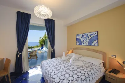 Hotel Il Pino Hotels in Praiano